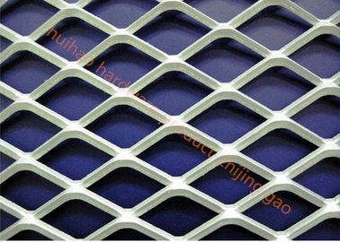 관례에 의하여 트레일러 Decking 패널을 위해 비비는 5x2400x1225MM 확장된 금속 안전