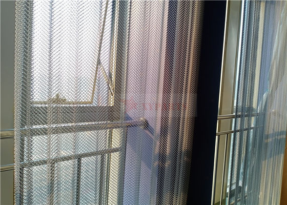 은색 금속 코일 커튼 1.2 밀리미터는 오피스 창문 커튼으로 사용했습니다